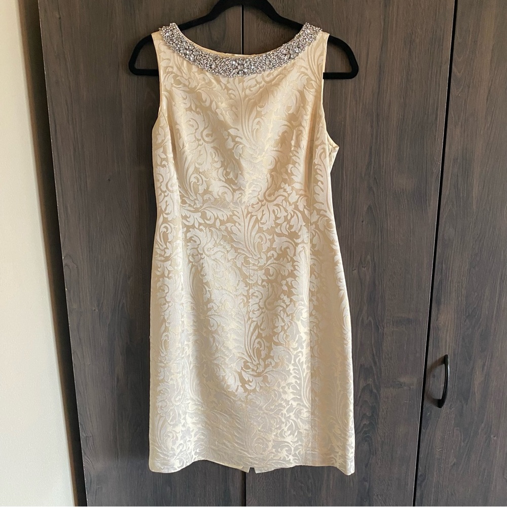 Banana Republic CreamDress With Crystal Embellishment Size 4